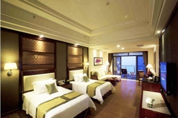 專業(yè)之選 華鑫房地產(chǎn)經(jīng)紀，大亞灣龍光城銷售領(lǐng)航者